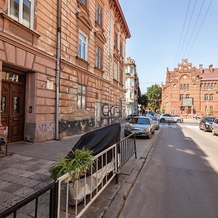 Alfa Apartments Ohiienka 17 2 Lemberg Exterior foto